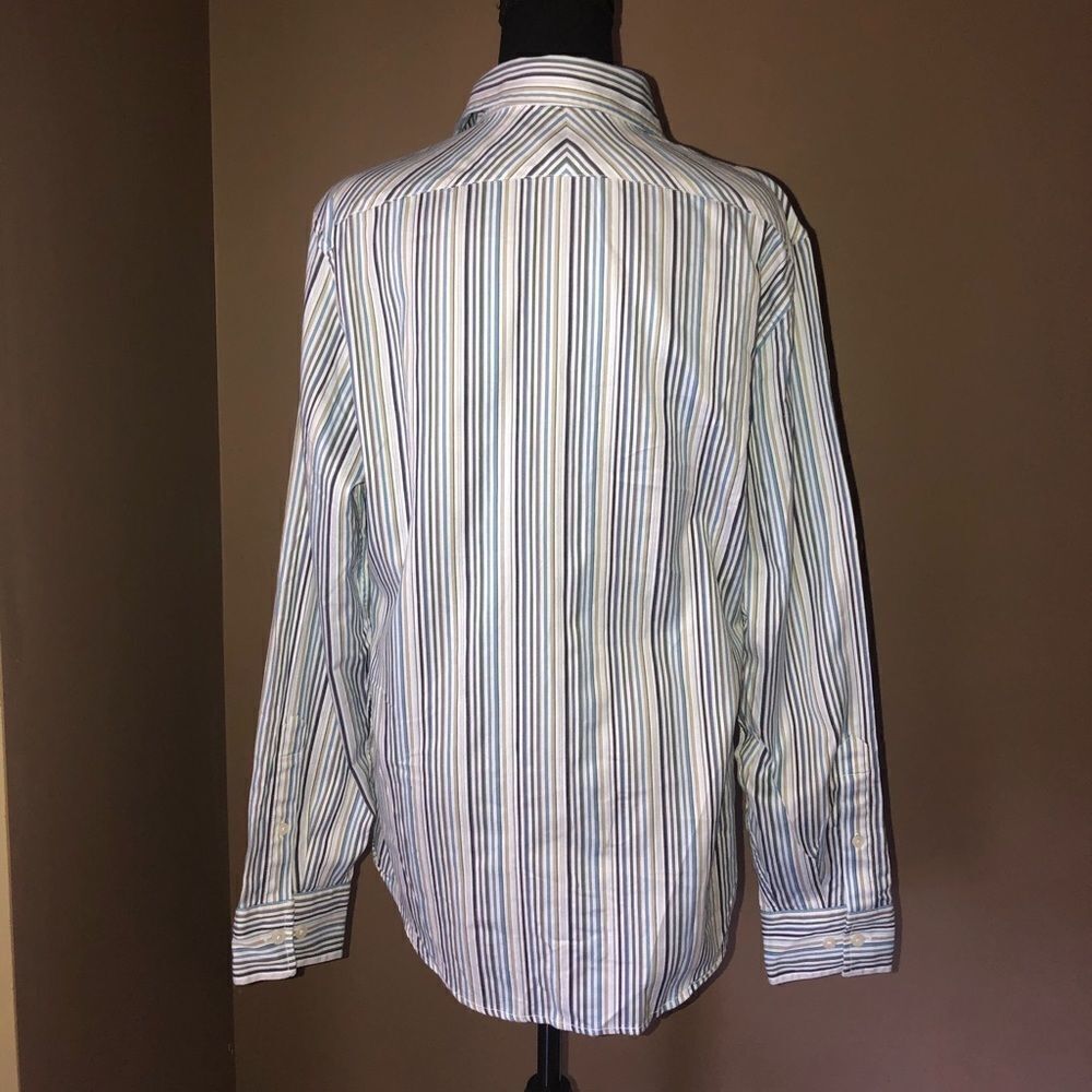 Club Monaco Button Down - Picture 3 of 5